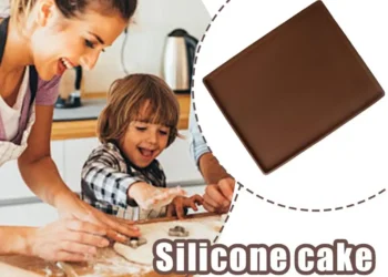 Effortless Baking with the Ultimate Silicone Mat for Perfect Cake Rolls