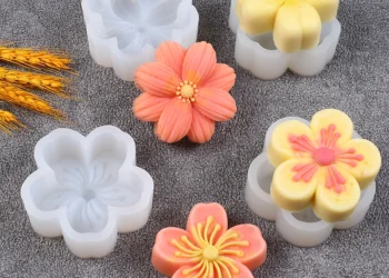 Create Stunning DIY Crafts with This Versatile Silicone Mold for Candles and Soap